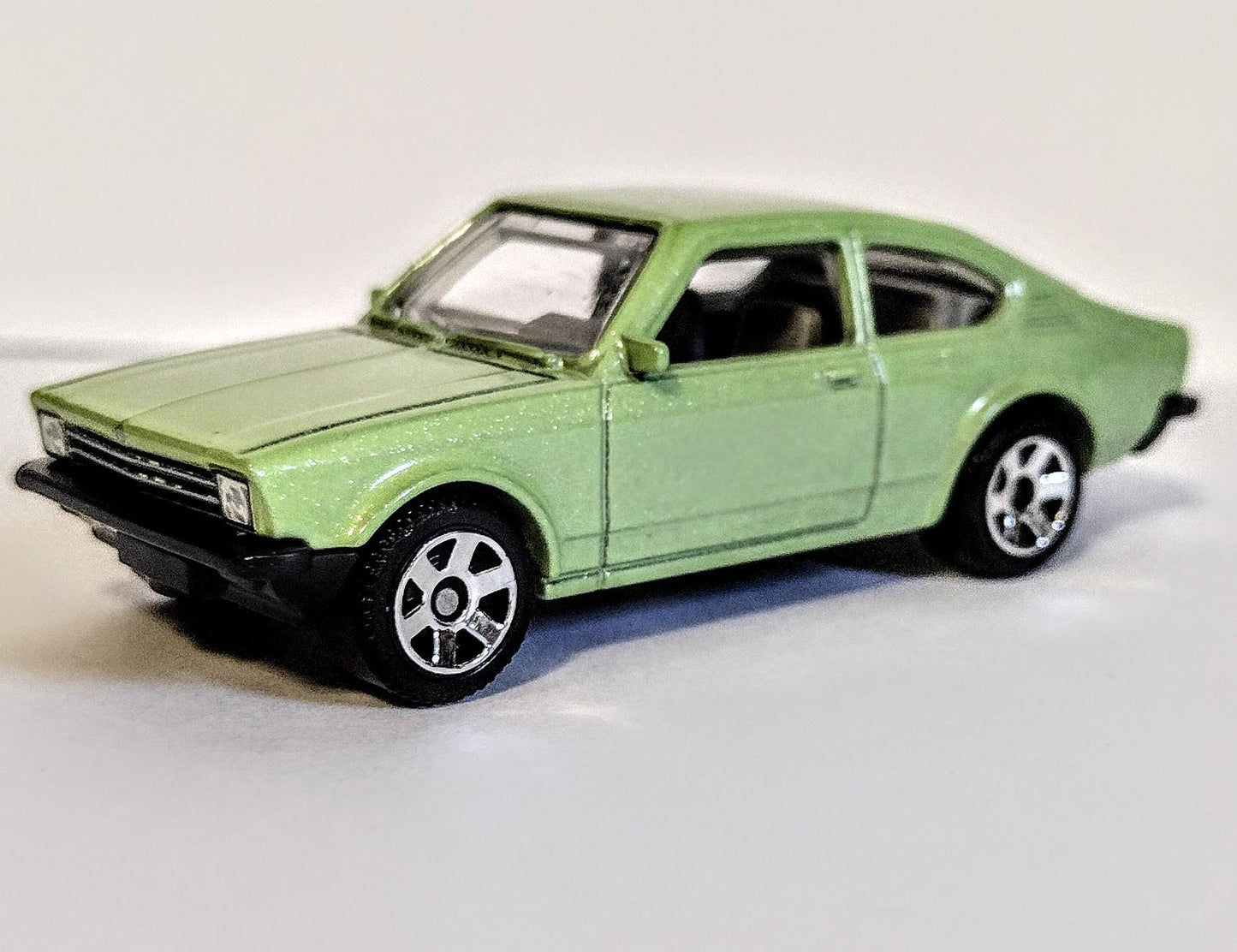 Matchbox OPEL - 1975 OPEL KADETT C GT/E 40/100 1:64