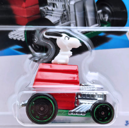 HOT WHEELS PEANUTS  - SNOOPY HW SCREEN TIME 7/10 132/250 1:64