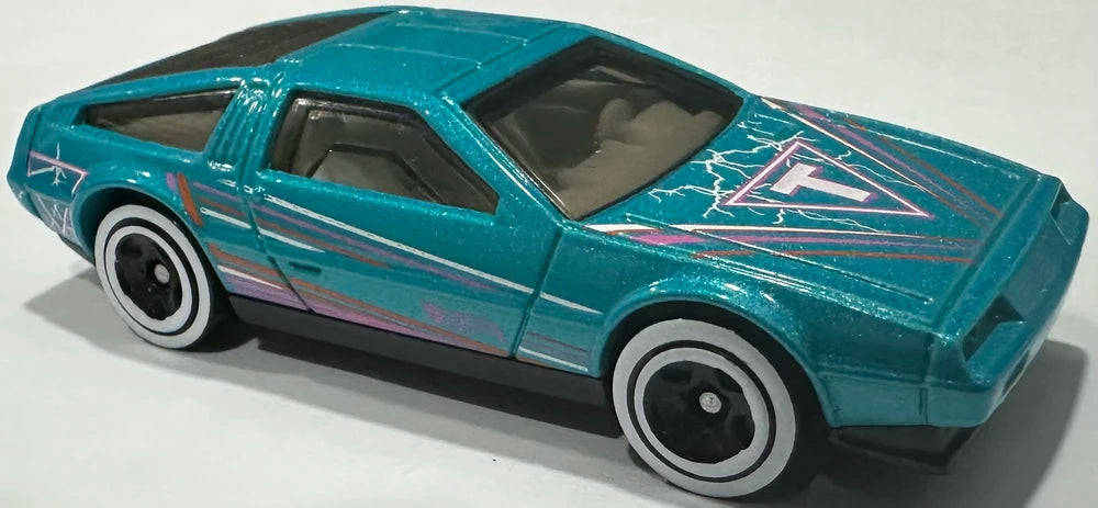 HOT WHEELS DMC - DELOREAN 5/10 HW ART CARS 36/250