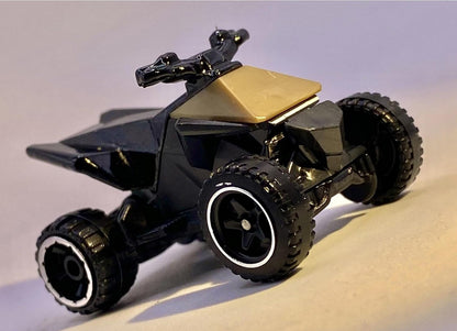HOT WHEELS TESLA - CYBERQUAD GOLD 4/10 HW DIRT 82/250