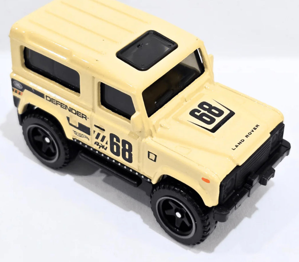 HOT WHEELS LAND ROVER  - DEFENDER 90 THEN & NOW 5/10 210/250 1:64