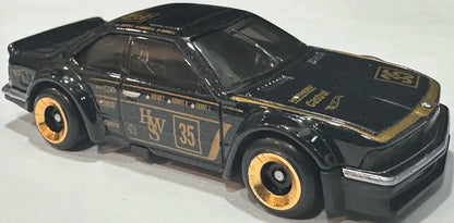 HOT WHEELS BMW - 635 CSI 1/5 WILD WIDEBODY 186/250