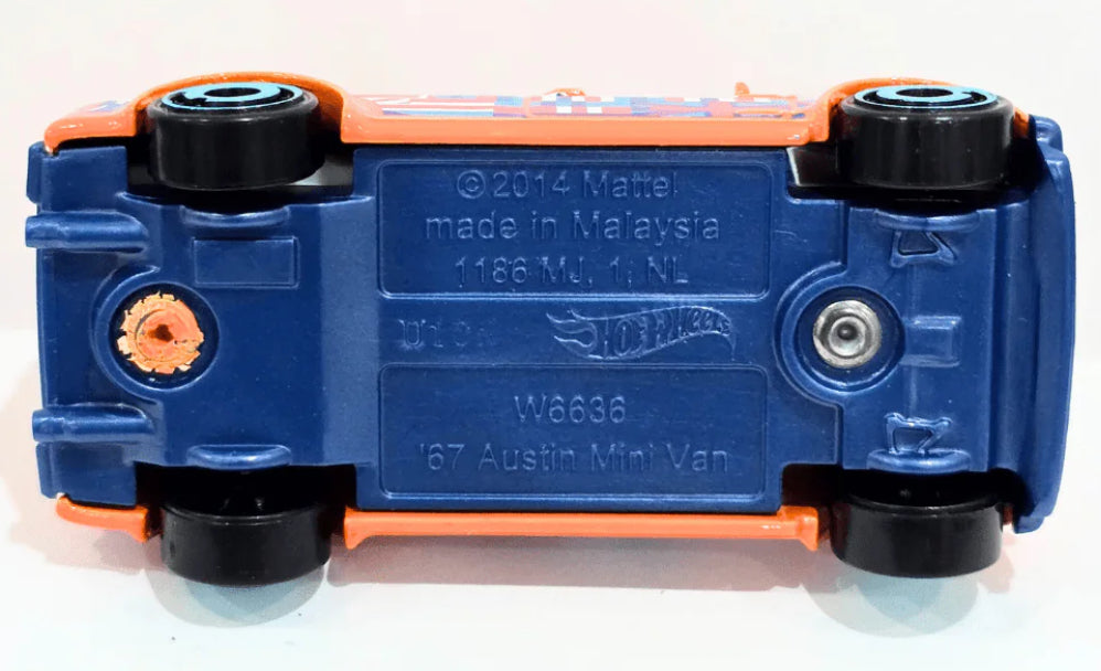 HOT WHEELS 67 AUSTIN MINI VAN 10/10 HW ART CARS 36/250